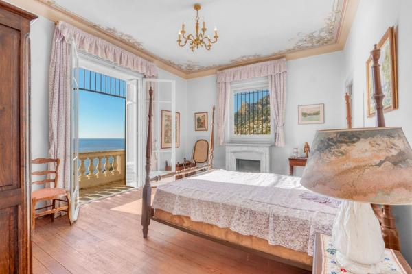 Vente Maison bourgeoise Roquebrune-Cap-Martin 12 Pièces 320 m²