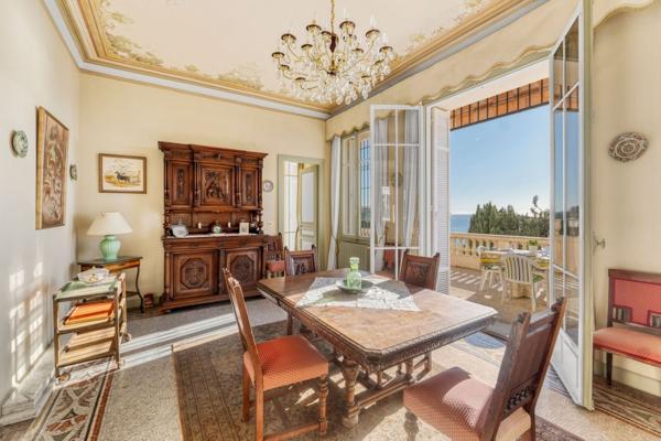 Vente Maison bourgeoise Roquebrune-Cap-Martin 12 Pièces 320 m²