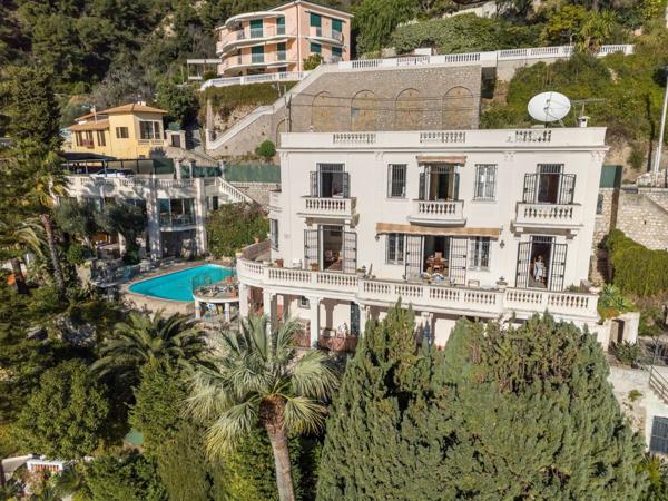 Vente Maison bourgeoise Roquebrune-Cap-Martin 12 Pièces 320 m²