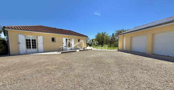 Villa de type 5 de plain-pied, 133 m2 habitables, dépendance, jardin de 2100 m2.