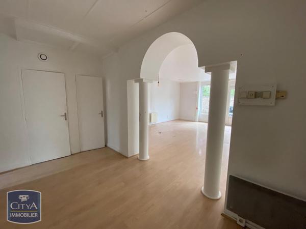 Location local commercial Oyonnax (01100)