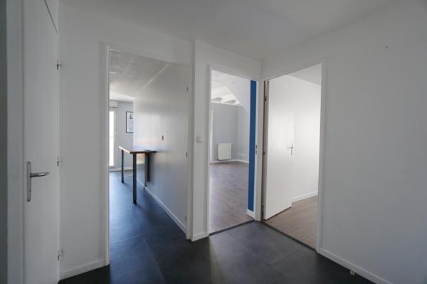 Lyon 3 Duplex T4/5 calme lumineux balcon garage.
