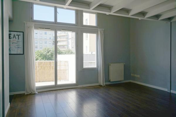 Lyon 3 Duplex T4/5 calme lumineux balcon garage.
