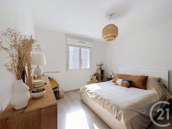 Appartement T2 à vendre  2 pièces - 40,85 m 2   ONDRES  - 40