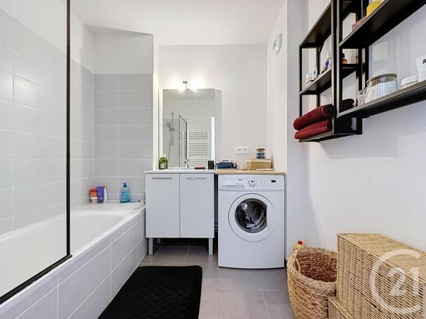 Appartement T2 à vendre  2 pièces - 40,85 m 2   ONDRES  - 40