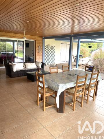 Maison à vendre 8 pièces 237 m² Sarrouilles