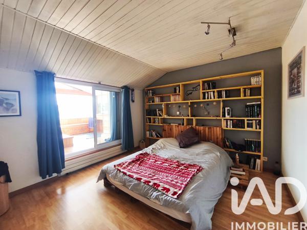 Maison à vendre 8 pièces 237 m² Sarrouilles