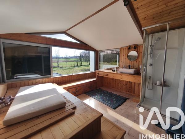 Maison à vendre 8 pièces 237 m² Sarrouilles