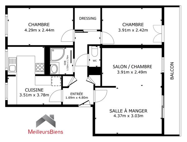 Excellent état - Immeuble ravalé - Lettre C - Balcon