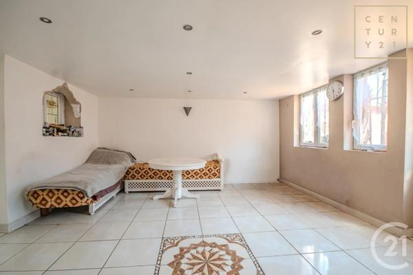 Maison à vendre  5 pièces - 104,94 m 2   MAUBEUGE  - 59