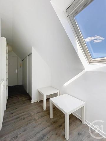 Appartement à vendre  2 pièces - 39,25 m 2   COMPIEGNE  - 60