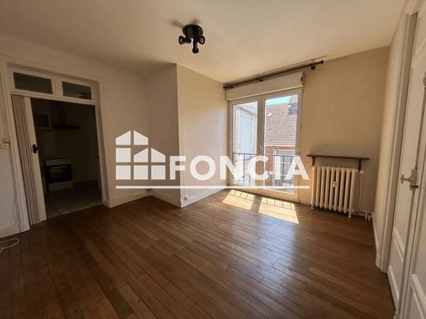 Location Appartement 2 pièces 41 m² - 36 RUE LIBERGIER Reims 51100