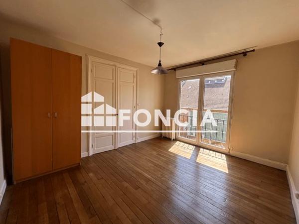 Location Appartement 2 pièces 41 m² - 36 RUE LIBERGIER Reims 51100