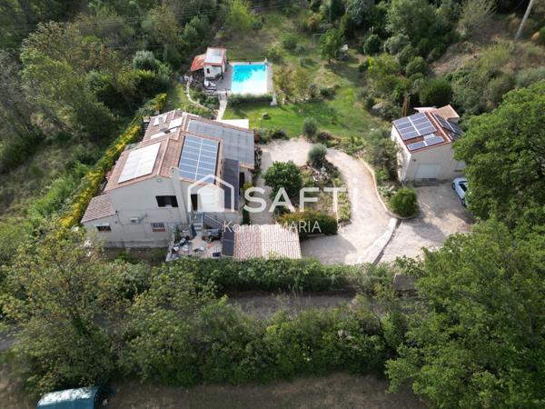 13400 - AUBAGNE - Propriété de 242 m2 sur un terrain plat de 4643 m2 avec dépendances, piscine et garage