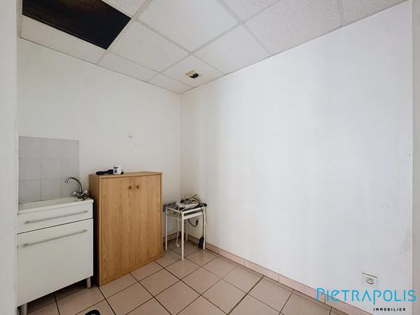 SÈTE - QUARTIER THEATRE MOLIERE : Murs commerciaux 54m²