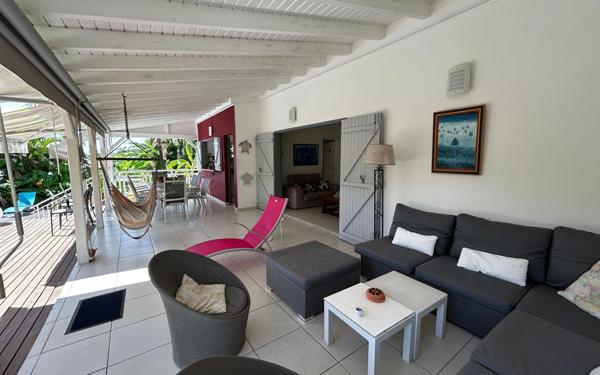 Maison à vendre    5 pièces • 93,87 m2 Saint-François