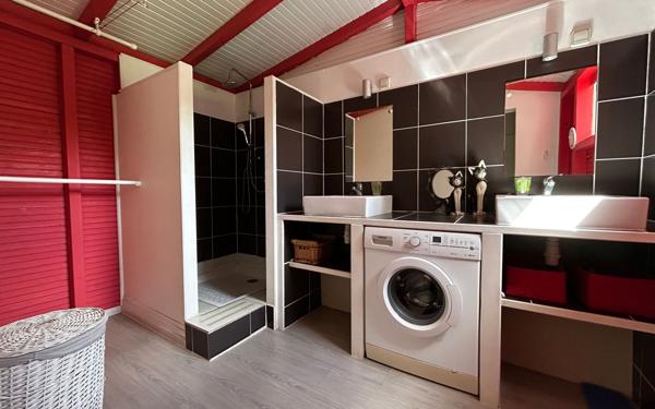 Maison à vendre    5 pièces • 93,87 m2 Saint-François