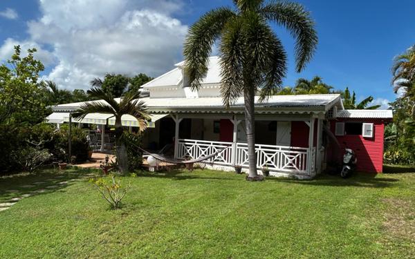 Maison à vendre    5 pièces • 93,87 m2 Saint-François