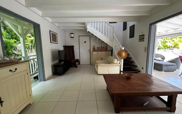 Maison à vendre    5 pièces • 93,87 m2 Saint-François