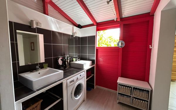 Maison à vendre    5 pièces • 93,87 m2 Saint-François