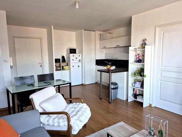 Appartement à vendre 2 pièces 44.1m² Pérenchies (59840)