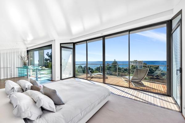 Vente Maison contemporaine Roquebrune-Cap-Martin 10 Pièces 580 m²