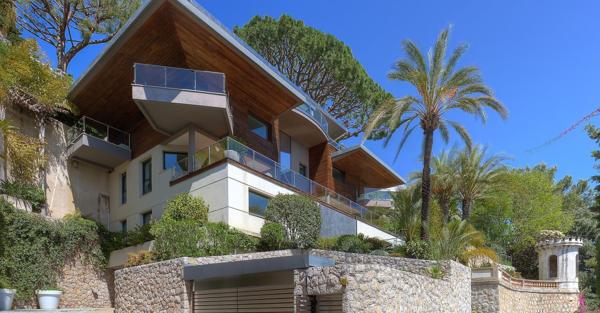 Vente Maison contemporaine Roquebrune-Cap-Martin 10 Pièces 580 m²
