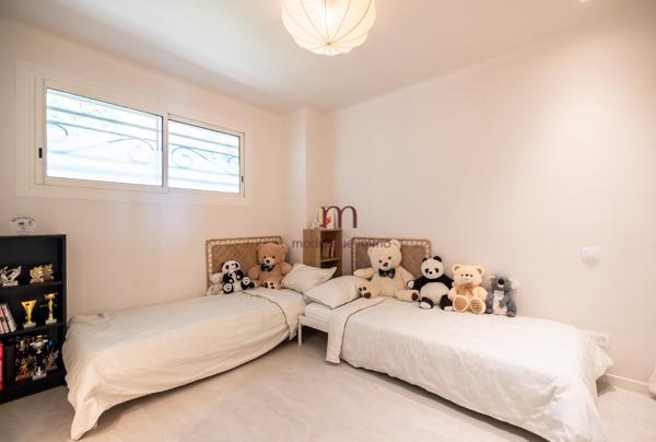Appartement à VILLEFRANCHE SUR MER (06230)
