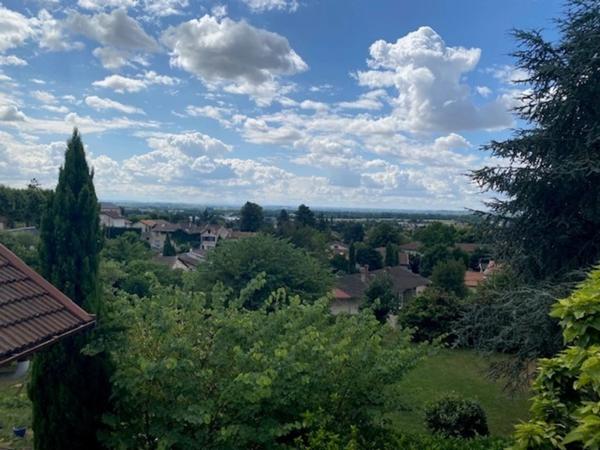 Dpt Ain (01), à vendre BEYNOST terrain vue panormique de 975m² constructible quartier mairie eglise