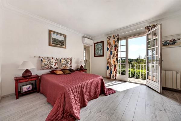Vente Villa de luxe Le Rouret 7 Pièces 301 m²