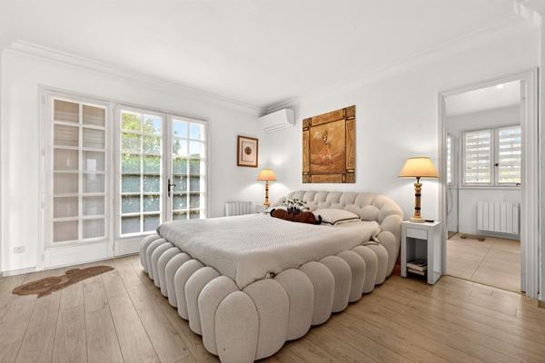 Vente Villa de luxe Le Rouret 7 Pièces 301 m²