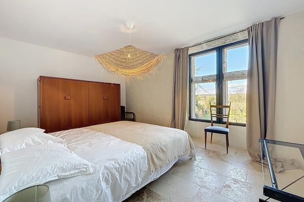 Vente Maison de luxe Uzès 10 Pièces 300 m²