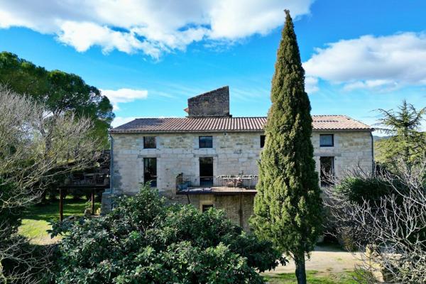 Vente Maison de luxe Uzès 10 Pièces 300 m²