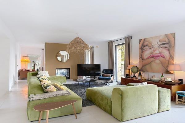Vente Maison de luxe Uzès 10 Pièces 300 m²