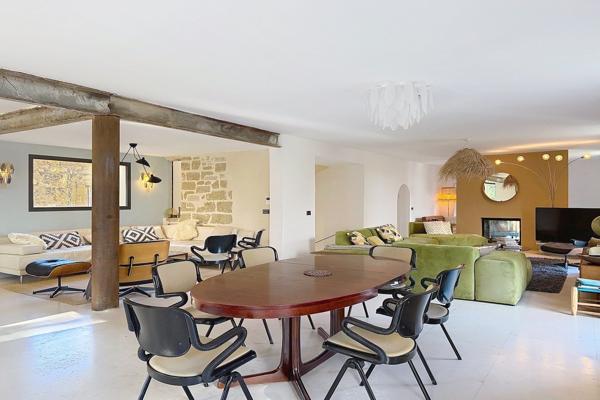 Vente Maison de luxe Uzès 10 Pièces 300 m²