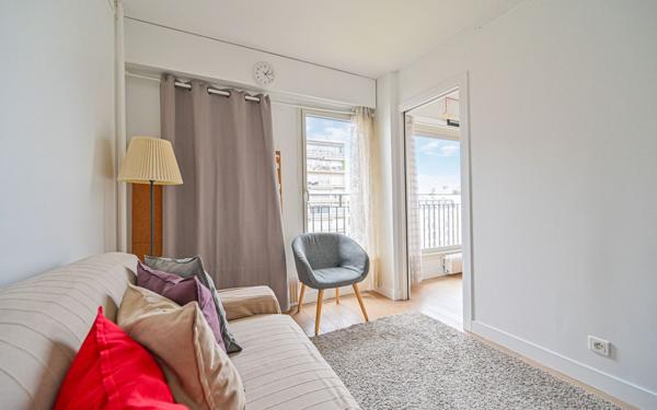 Appartement à vendre    2 pièces • 50 m2 Paris 11