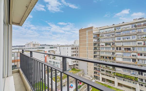 Appartement à vendre    2 pièces • 50 m2 Paris 11