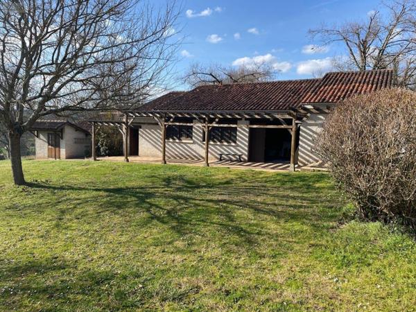 Maison à vendre à Cajarc dans le Lot (46160), ref : CA/640