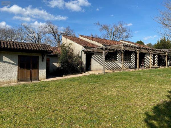 Maison à vendre à Cajarc dans le Lot (46160), ref : CA/640
