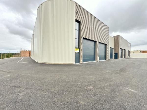 LOCAL D’ACTIVITÉ NEUF À VENDRE – SAINT-GEORGES-D’ORQUES (34) – ACCÈS AUTOROUTE
