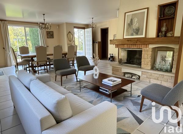 Maison à vendre 7 pièces 183,15 m² Écully