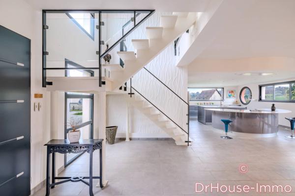 Maison à vendre 6 pièces de 203 m²