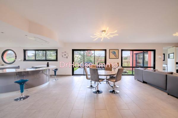 Maison à vendre 6 pièces de 203 m²