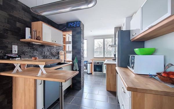 Appartement à vendre    4 pièces •  Aurillac