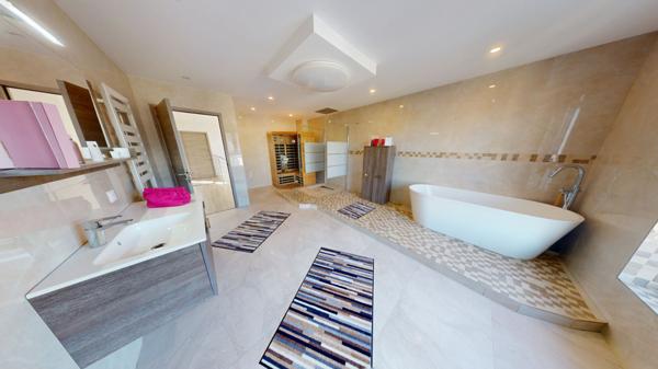 EXCLUSIVITÉ ? MAISON 5 PIÈCES AVEC JARDIN DE 256 m2