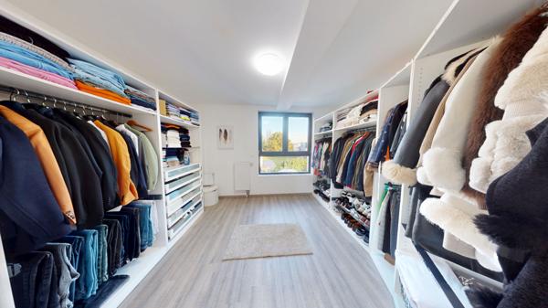 EXCLUSIVITÉ ? MAISON 5 PIÈCES AVEC JARDIN DE 256 m2