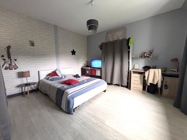 44410 SAINT-LYPHARD- secteur recherché - Magnifique maison de 196 m2 habitables- 6 chambres - garage de 30 m2