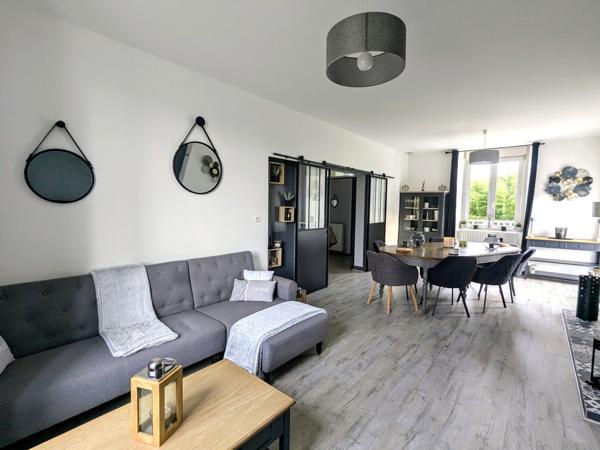 44410 SAINT-LYPHARD- secteur recherché - Magnifique maison de 196 m2 habitables- 6 chambres - garage de 30 m2