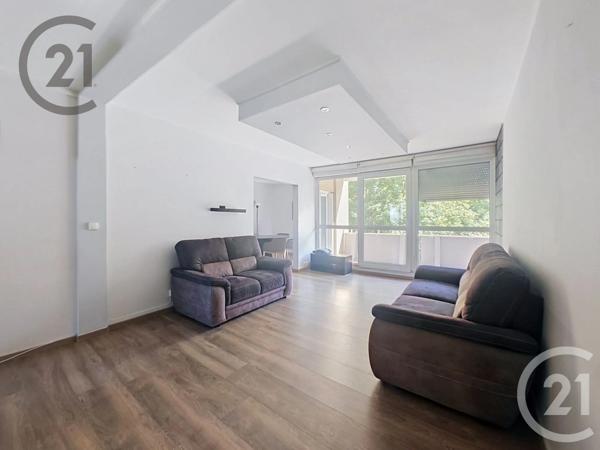 Appartement T3 à vendre  4 pièces - 71 m 2   REIMS  - 51