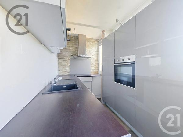 Appartement T3 à vendre  4 pièces - 71 m 2   REIMS  - 51